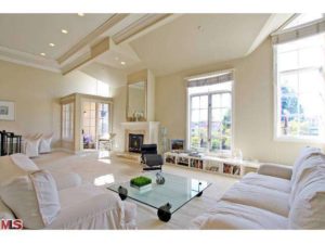 JUST SOLD | 433 N. Doheny Drive, Beverly Hills CA 90210