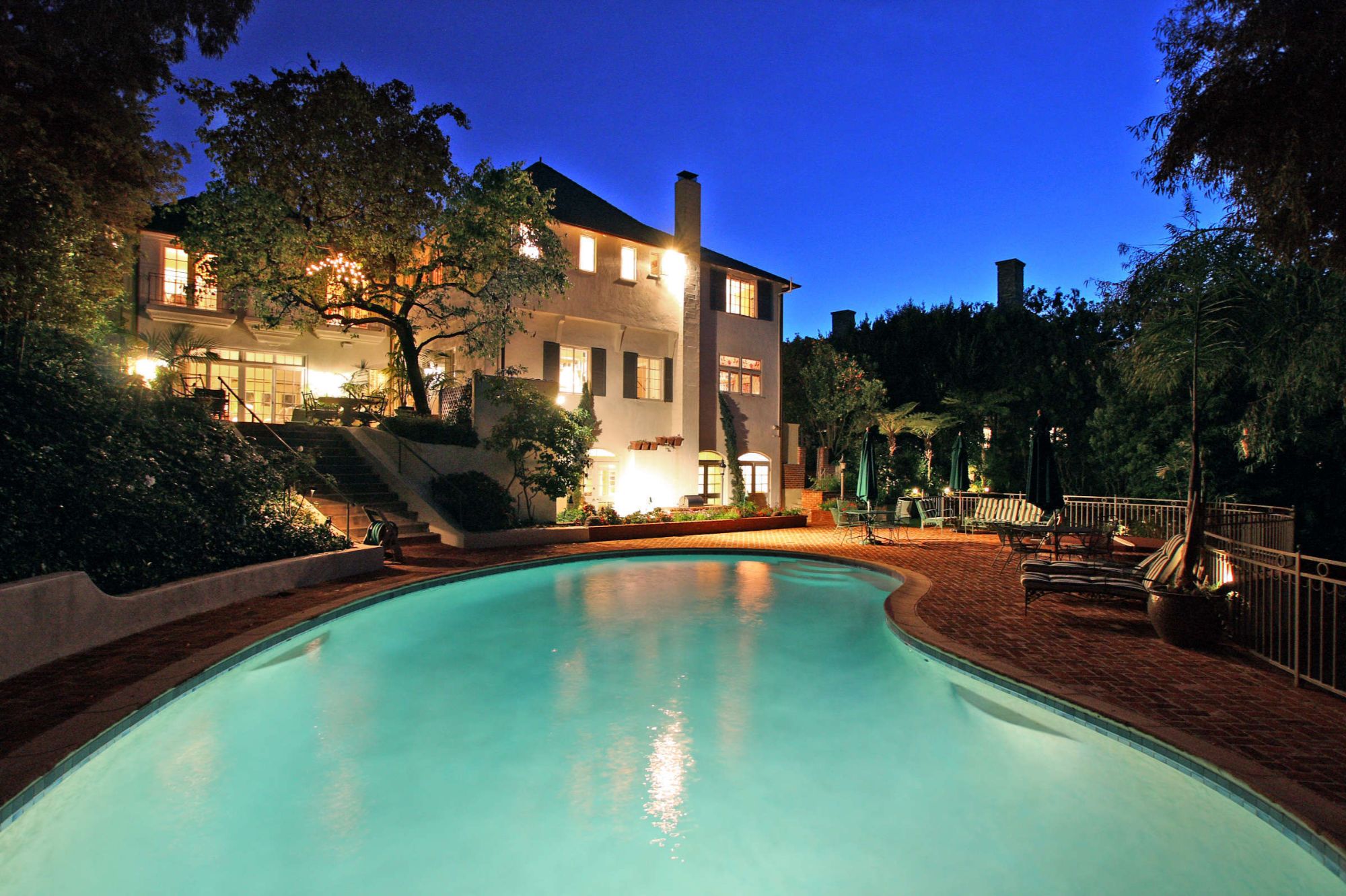 Just Listed 1024 Ridgedale Drive, Beverly Hills CA 90210