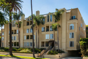JUST SOLD | 2 Units Listed & Sold In Only 30 Days at 433 N. Doheny Drive, Beverly Hills 90210