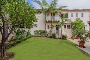 JUST SOLD | 10757 WEYBURN AVE, WESTWOOD CA 90024