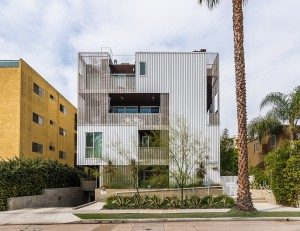 JUST LISTED 2 AMAZING LEASES IN PRIME LOCATIONS