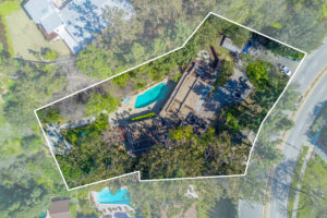 ATTENTION DEVELOPERS, DESIGNERS, FIX & FLIPPERS! DON’T MISS THIS JUST LISTED RARE 3/4 ACRE LOT MID-CENTURY HOME