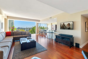 JUST LISTED | Meticulously Updated 3 Bedroom House on a Cul-De-Sac in Award Winning School District of Sherman Oaks