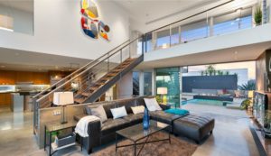 Architectural dwelling built by Steven Ehrlich finds a buyer in the Hollywood Hills